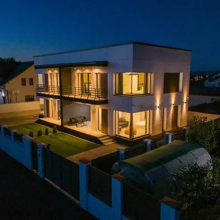 Koa - Nest Apartment Brasov Exterior photo